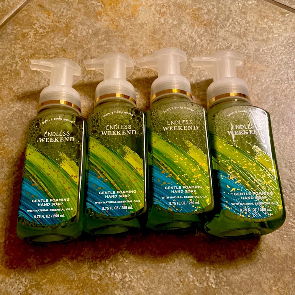 Lot of 4 Bath and Body Works Endless Weekend hand soaps